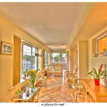 Teach Na Coiribe 3* Castlegar