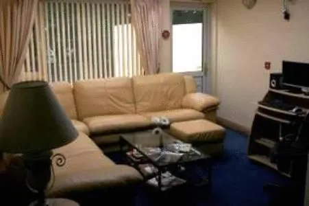 ベッド・アンド・ブレックファスト Teach Na Coiribe Castlegar